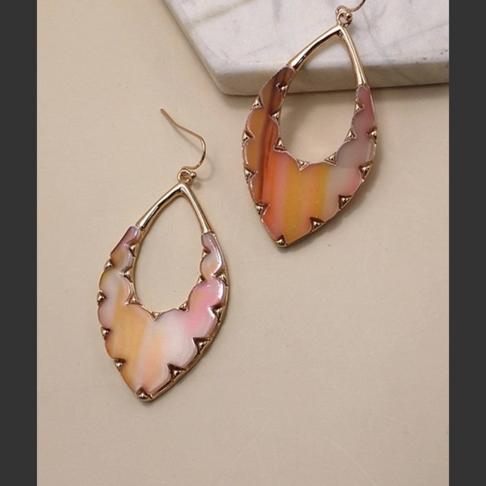 Elegant Gold and Pink Teardrop Earrings